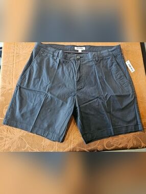 Goodthreads Men's Dark Charcoal Flat Front Cotton Shorts